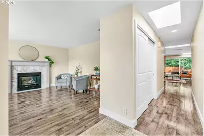 1121 Lorella Ave, Eugene, OR 97401 - Photo 4