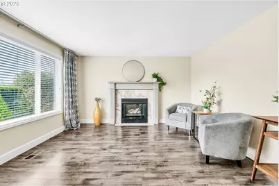1121 Lorella Ave, Eugene, OR 97401 - Photo 6