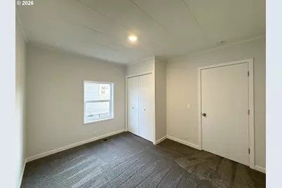 360 27th Ave, Longview, WA 98632 - Photo 8