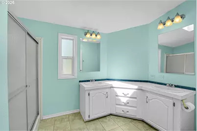 11105 Main St NE #9, Donald, OR 97020 - Photo 22