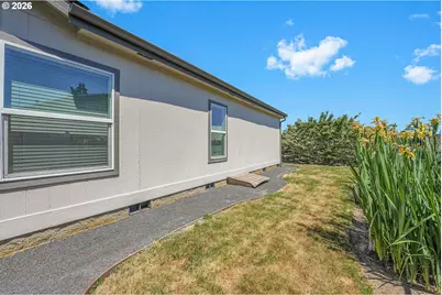 11105 Main St NE #9, Donald, OR 97020 - Photo 44