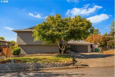 5625 SE Clayson Ave, Milwaukie, OR 97267 - Photo 2