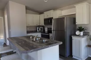 1200 E Central Ave, Sutherlin, OR 97479 - Photo 4