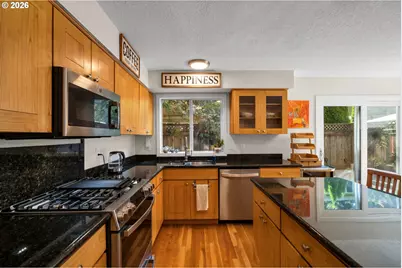 16111 Lindsay Ct, Lake Oswego, OR 97035 - Photo 20