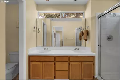 16111 Lindsay Ct, Lake Oswego, OR 97035 - Photo 32