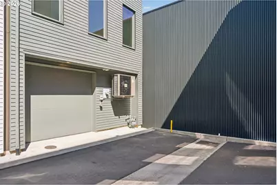 1612 SE Claybourne St, Portland, OR 97202 - Photo 34