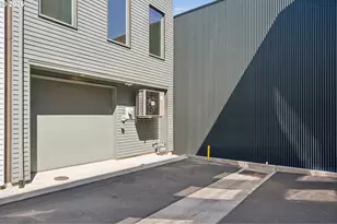 1612 SE Claybourne St, Portland, OR 97202 - Photo 34