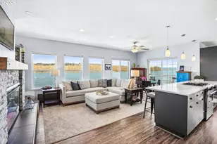 19609 NE Marine Dr, Portland, OR 97230 - Photo 6