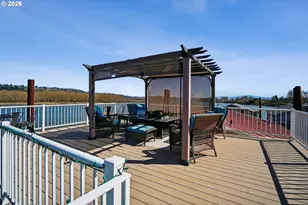 19609 NE Marine Dr, Portland, OR 97230 - Photo 34