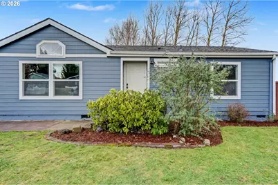 130 N Noble Ave, Stayton, OR 97383 - Photo 2