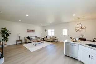729 Periander Wy, Harrisburg, OR 97446 - Photo 12