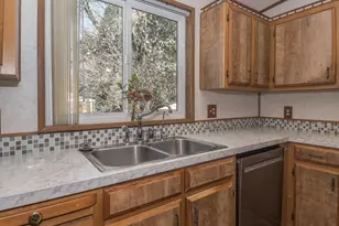 7858 SE King Rd, Milwaukie, OR 97222 - Photo 12