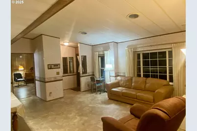 7858 SE King Rd #7, Milwaukie, OR 97222 - Photo 18