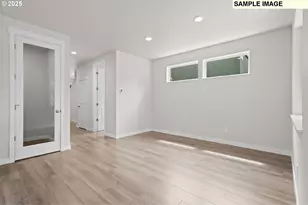 13705 NE 108th St, Vancouver, WA 98682 - Photo 8