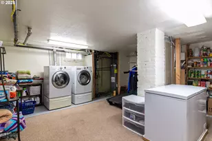 11 S Thielsen St, Echo, OR 97826 - Photo 20