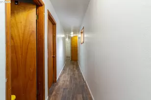 11 S Thielsen St, Echo, OR 97826 - Photo 18