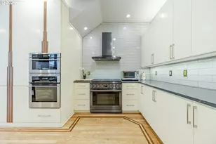 1564 Regency Dr, Eugene, OR 97401 - Photo 24