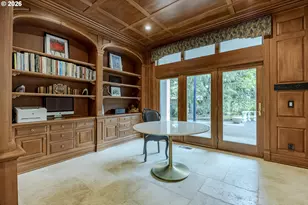 1564 Regency Dr, Eugene, OR 97401 - Photo 14