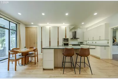 1564 Regency Dr, Eugene, OR 97401 - Photo 20