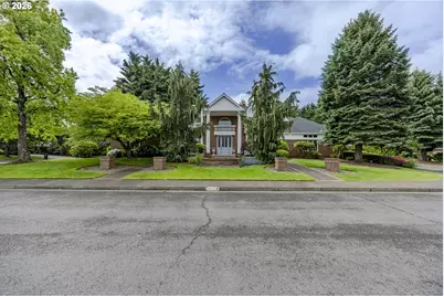 1564 Regency Dr, Eugene, OR 97401 - Photo 4