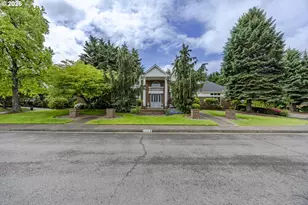 1564 Regency Dr, Eugene, OR 97401 - Photo 4