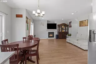 518 Red Cedar Ln, Salem, OR 97301 - Photo 16