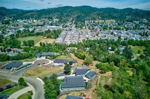 895 Valley Vista St, Sutherlin, OR 97479 - Photo 42