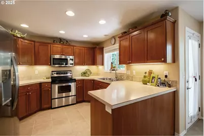 1462 NW Chardonnay Dr, McMinnville, OR 97128 - Photo 16