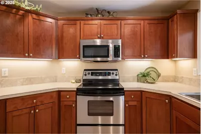 1462 NW Chardonnay Dr, McMinnville, OR 97128 - Photo 18