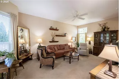 1462 NW Chardonnay Dr, McMinnville, OR 97128 - Photo 14