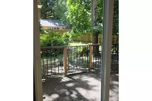 2562 Brittania Pl, Eugene, OR 97405 - Photo 24