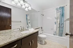 2562 Brittania Pl, Eugene, OR 97405 - Photo 10