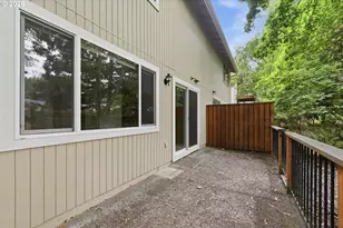 2562 Brittania Pl, Eugene, OR 97405 - Photo 30