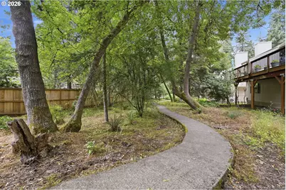 2562 Brittania Pl, Eugene, OR 97405 - Photo 32