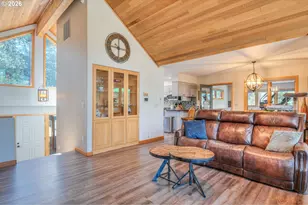 57665 Aspen Ln, Sunriver, OR 97707 - Photo 6