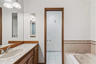 9704 NE 32nd Ave, Vancouver, WA 98665 - Photo 24