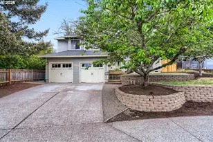 16275 SW Melinda St, Beaverton, OR 97007 - Photo 2