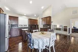 35640 Elk Meadows Dr, Saint Helens, OR 97051 - Photo 12