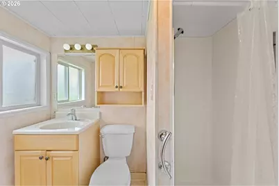11333 NE Morris St, Portland, OR 97220 - Photo 14