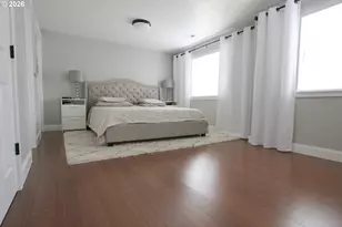 14225 SE Center St, Portland, OR 97236 - Photo 18