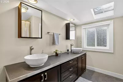 3923 NE 76th Ave, Portland, OR 97213 - Photo 28