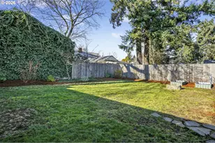 3923 NE 76th Ave, Portland, OR 97213 - Photo 42