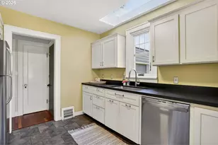 3923 NE 76th Ave, Portland, OR 97213 - Photo 16