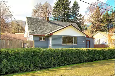 1015 E Cascade Dr, North Bonneville, WA 98639 - Photo 1