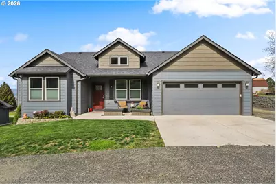 2549 E 18th St, The Dalles, OR 97058 - Photo 1