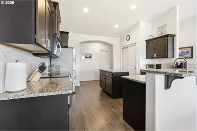 2549 E 18th St, The Dalles, OR 97058 - Photo 16