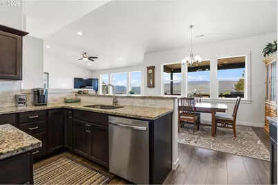 2549 E 18th St, The Dalles, OR 97058 - Photo 20