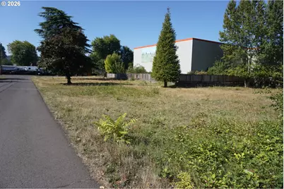 14824 SE Kellogg Ave, Milwaukie, OR 97267 - Photo 6