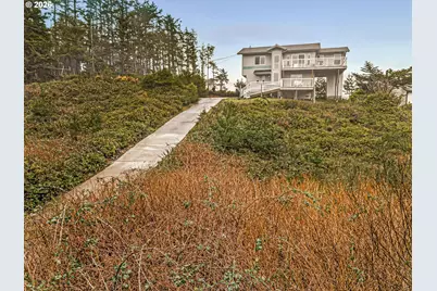3455 SW Fernwood Ln, Waldport, OR 97394 - Photo 8