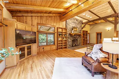 40365 Tonga Ln, Springfield, OR 97478 - Photo 12